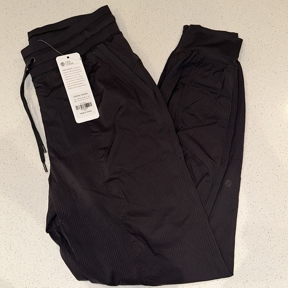 Striped Joggers with Pockets 28'' - Ruched - Picture 6 of 6